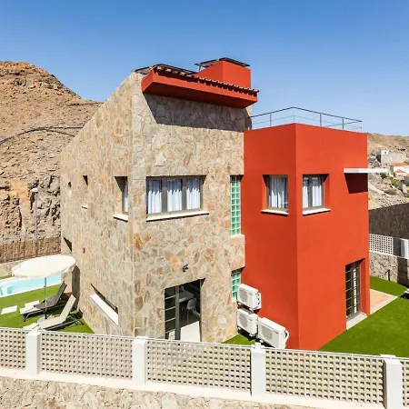 Chil - Luxury With Heated Pool And Bbq